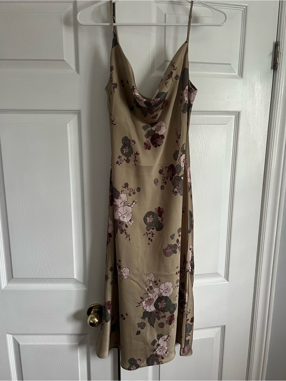 Aritzia Wifred Satin Floral Midi/Maxi Dress 🌸
